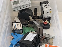 Divers installatiemateriaal o.a. abb, moeler, luze - afbeelding 18 van  20