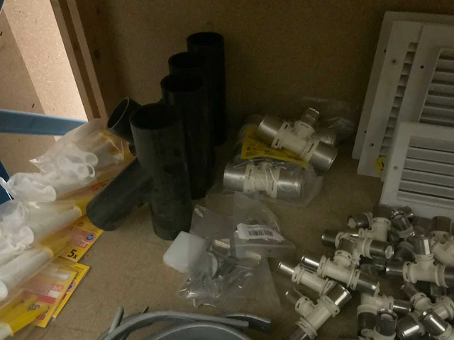 Divers installatiemateriaal - afbeelding 6 van  8