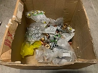 Divers installatiemateriaal - afbeelding 1 van  5