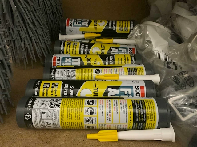 Divers installatiemateriaal - afbeelding 8 van  8