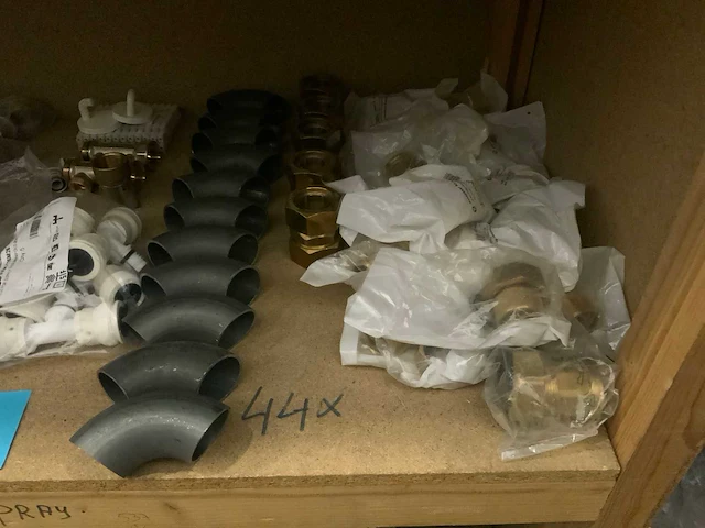 Divers installatiemateriaal - afbeelding 7 van  7