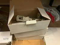 Divers installatiemateriaal - afbeelding 5 van  8