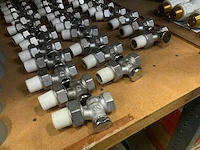 Divers installatiemateriaal - afbeelding 8 van  9