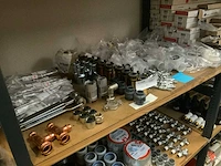 Divers installatiemateriaal - afbeelding 1 van  7