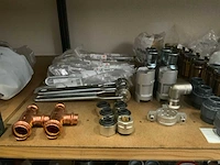 Divers installatiemateriaal - afbeelding 3 van  7