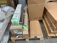 Divers installatiemateriaal - afbeelding 1 van  4