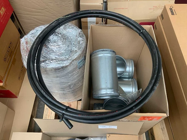 Divers installatiemateriaal - afbeelding 2 van  6