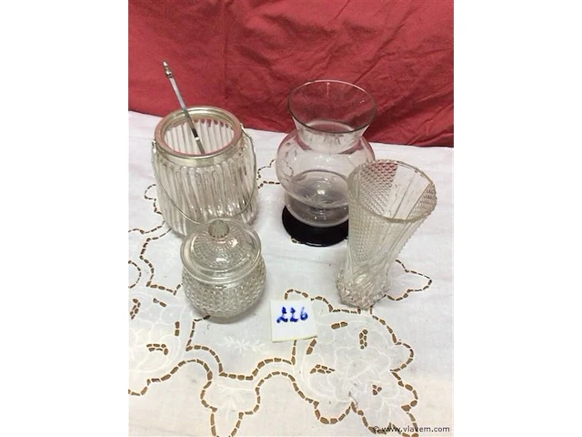 Divers items - afbeelding 1 van  4