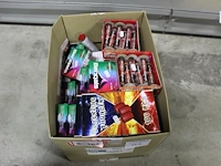 Divers kindervuurwerk in doos - afbeelding 2 van  2