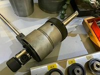 Divers kotter en freesgereedschap - afbeelding 12 van  19