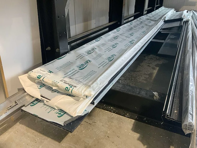 Divers kunststof plaatmateriaal - afbeelding 8 van  12