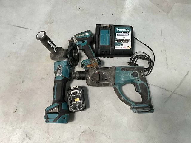 Divers makita accugereedschap - afbeelding 1 van  7