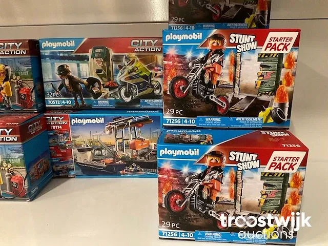 Divers playmobil speelgoed - afbeelding 2 van  4