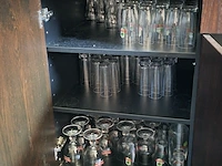Divers servies en decoratie - afbeelding 3 van  15