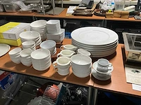 Divers servies - afbeelding 1 van  7