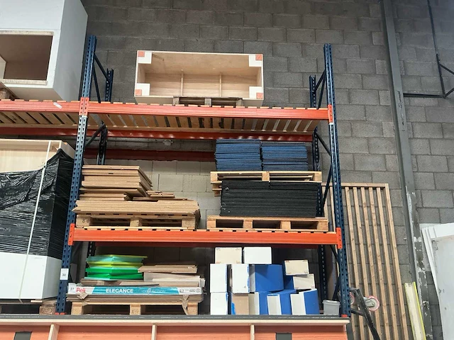 Divers standbouw plaatwerk - afbeelding 1 van  15