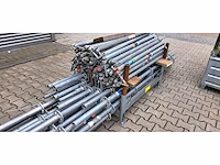 Divers steiger materiaal (148x) - afbeelding 1 van  4