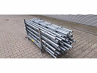 Divers steiger materiaal (148x) - afbeelding 3 van  4