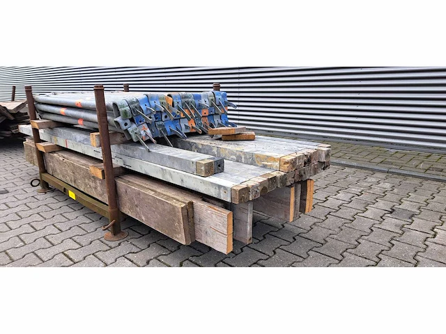 Divers steiger materiaal voornamelijk kortelingen (190x) - afbeelding 2 van  6