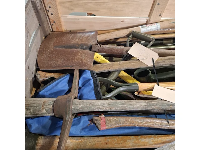 Divers tuingereedschap - afbeelding 4 van  8