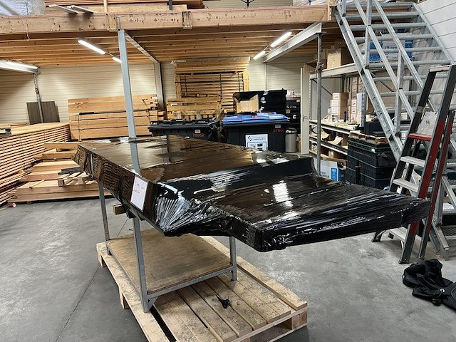 Divers zwart en blank douglas hout - afbeelding 11 van  11