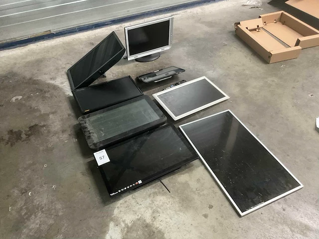 Diverse - monitor (8x) - afbeelding 1 van  7