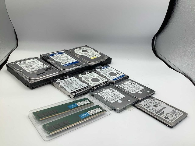 Diverse 1 interne hardeschijf+ram (11x) - afbeelding 1 van  5