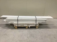 Diverse aannemersmateriaal - afbeelding 1 van  4