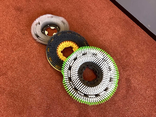 Diverse afmetingen borstels voor poetsmachines (3x) - afbeelding 4 van  4