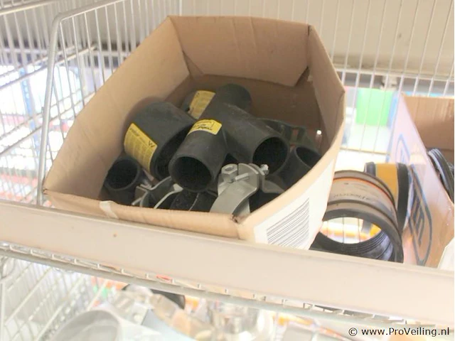 Diverse afvoer rookgas materialen - afbeelding 3 van  10