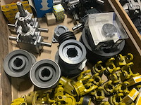 Diverse agrarische machine onderdelen - afbeelding 6 van  12