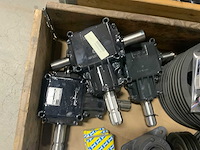 Diverse agrarische machine onderdelen - afbeelding 8 van  12