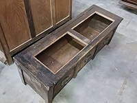 Diverse antieke kasten voor renovatie - afbeelding 11 van  43