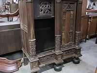 Diverse antieke kasten voor renovatie - afbeelding 13 van  43