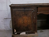Diverse antieke kasten voor renovatie - afbeelding 2 van  39