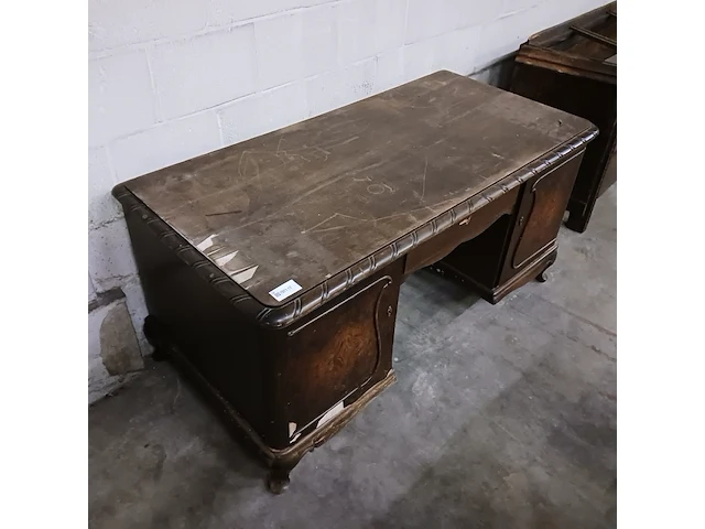 Diverse antieke kasten voor renovatie - afbeelding 6 van  39