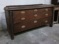 Diverse antieke kasten voor renovatie - afbeelding 9 van  39