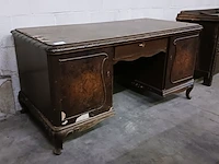 Diverse antieke kasten voor renovatie - afbeelding 1 van  39