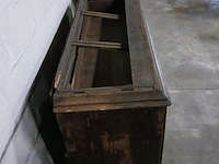 Diverse antieke kasten voor renovatie - afbeelding 16 van  39