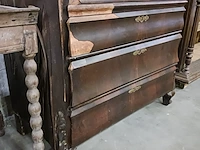 Diverse antieke kasten voor renovatie - afbeelding 24 van  39