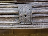 Diverse antieke kasten voor renovatie - afbeelding 33 van  39