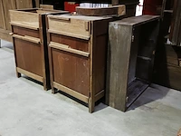 Diverse antieke kasten voor renovatie - afbeelding 16 van  24