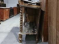 Diverse antieke kasten voor renovatie - afbeelding 20 van  25
