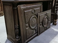 Diverse antieke kasten voor renovatie - afbeelding 24 van  25