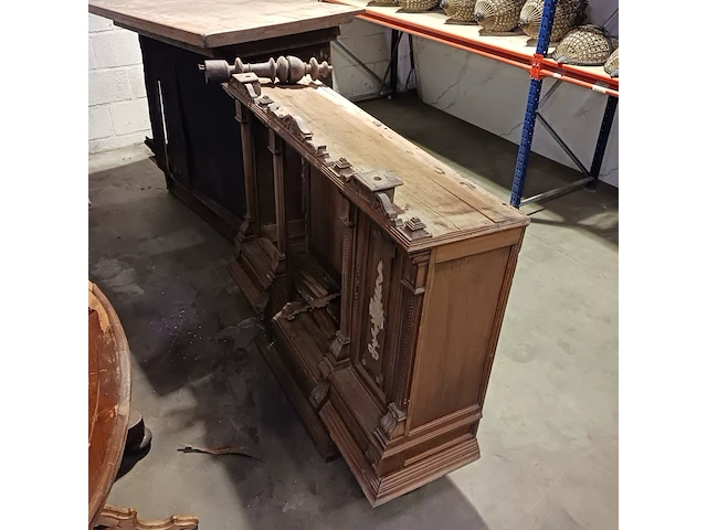 Diverse antieke kasten voor renovatie - afbeelding 7 van  23
