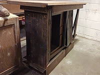 Diverse antieke kasten voor renovatie - afbeelding 8 van  23