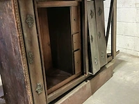 Diverse antieke kasten voor renovatie - afbeelding 9 van  23