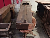Diverse antieke kasten voor renovatie - afbeelding 16 van  23