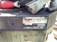 Diverse antieke werkplaats machines - afbeelding 3 van  16