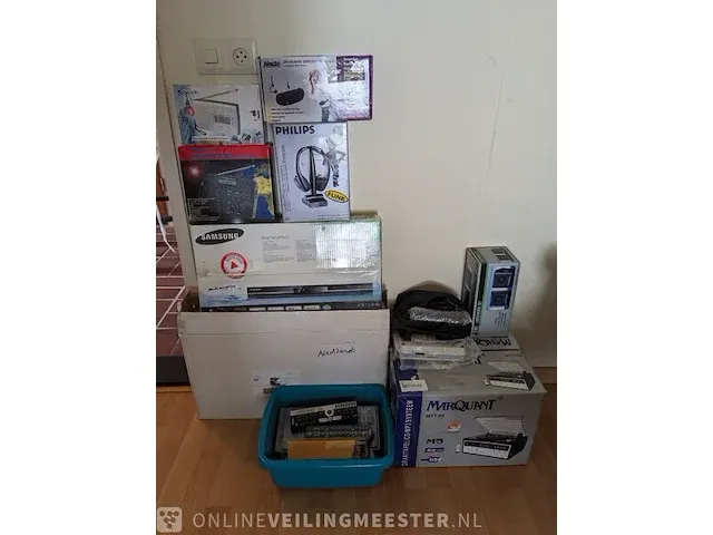 Diverse audio apparatuur o.a. marquant, philips - afbeelding 1 van  11